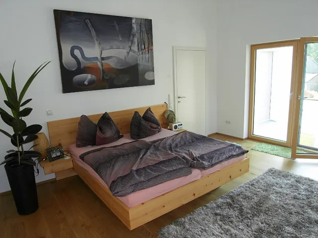 Ein Bett als Referenzbild für Leistungen 